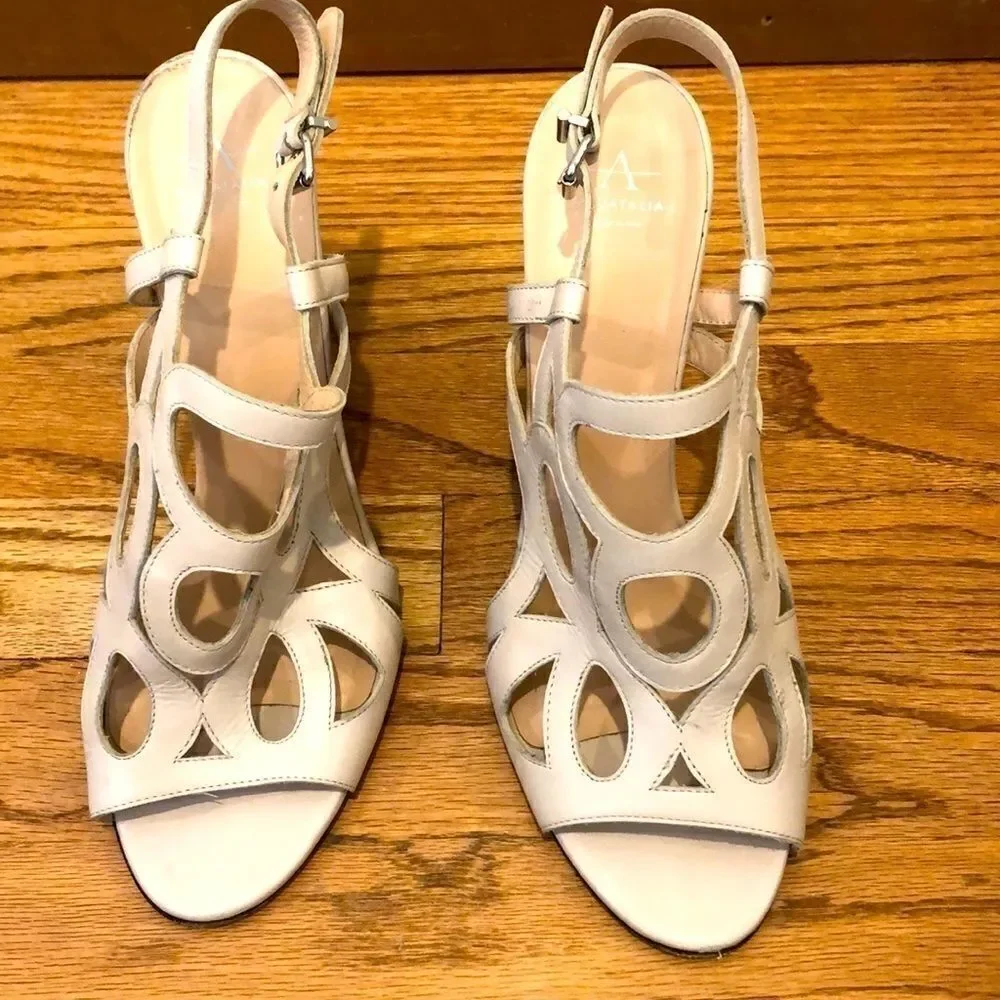 Aquatalia wedge cream leather open toe sandals